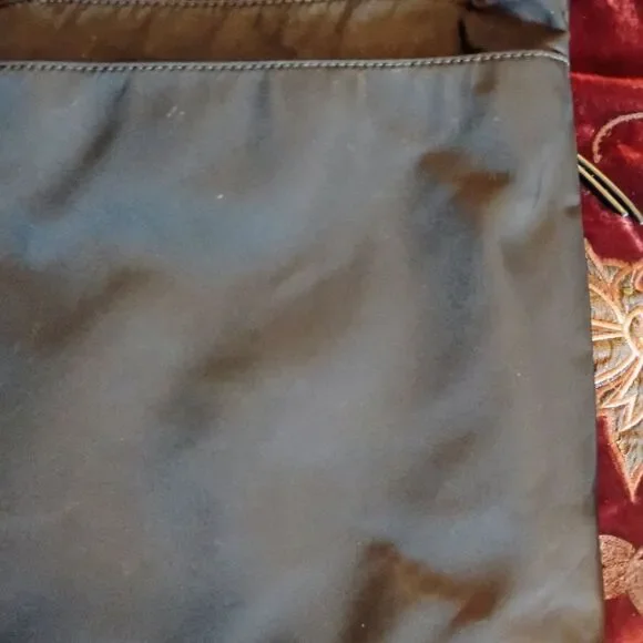 Kate Spade Black Crossbody Bag with Adjustable Strap - Picture 12 of 13